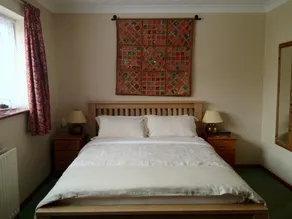 Home from Home Guest House - Image 4
