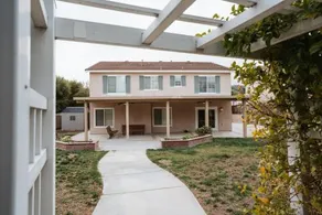 4 bedroom 2 miles from Hospital - Image 4