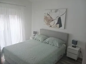 Apartment Flowers - Image 4