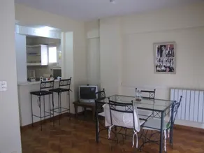 Anchorena Plaza Apartments - Image 3