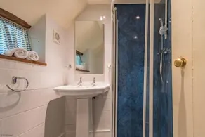 Walnut Tree Cottage - Image 3