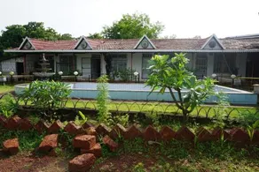 Sona Villa The Lake Chalet - Image 4