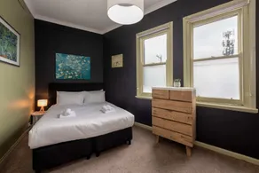 Unique 2BR Converted Storefront APT in Alphington! - Image 2