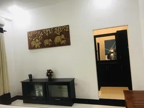Living With Lankan - Image 2