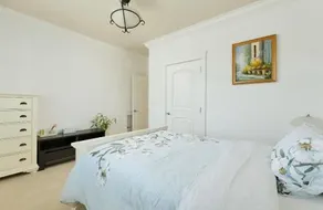 Richmond Maple Home - Image 2