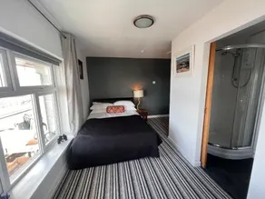 The Beach House Hotel - Image 3