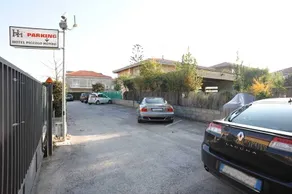 Piccolo Mondo - Image 1