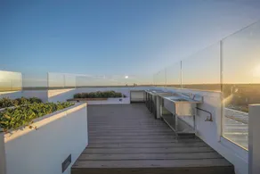Panoroma Apartments - Image 4