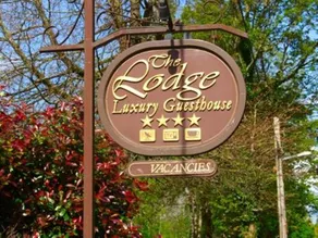 The Lodge - Image 4