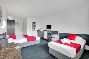 Southern Cross Motel & Apartments - Image 4