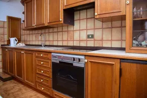 Ca Bearly in Nesso With 1 Bedrooms and 1 Bathrooms - Image 2
