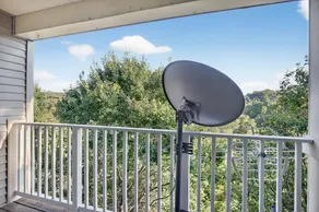 Cozy Pikesville Penthouse With Basketball Arcade 2 Bedroom Condo - Image 3