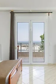 Agyra Seaview Hotel by Panel Hospitality - Image 5