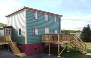Mr. Hibb's Salt Box Cottage - Image 4
