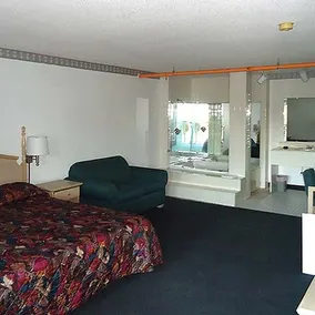 Magnuson Hotel Summerton - Image 3