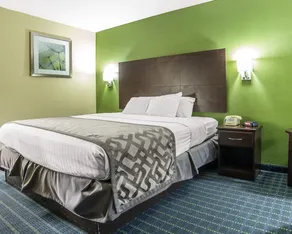 Rodeway Inn & Suites - Image 3