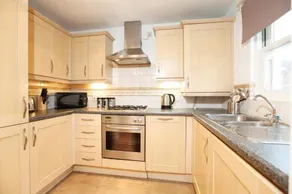 Leamington Spa Apartments - Image 4