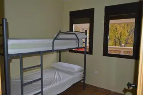 Albergue De Aliaga - Image 2