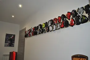 Italian Piston House - Image 3