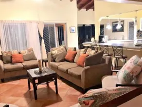 Coral Villa - Image 2