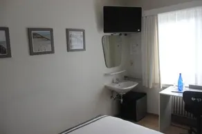B&B Vanloo - Image 2
