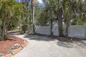 Tarpon River Getaway - New - Image 3