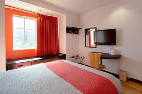 Motel 6 El Paso - Southeast - Image 2