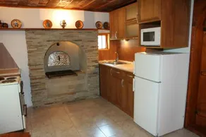 Lazarovata House - Image 2