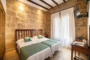 Hostal Tres Molins - Image 3