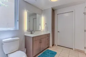 Runway N-b202 1 Bedroom 1 Bathroom Home - Image 2