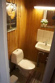 Three Elephants Guesthouse - Image 4