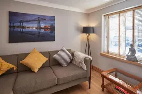 Host & Stay - Amber Shores - Image 4
