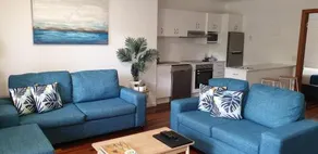 Tropical 2 Bdrm Parking Netflix Four Pools DaySpa - Image 4