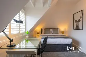 The Victoria 4 Bedroom Townhouse With Parking - Image 2