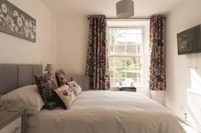 Strathallan Guest House - Image 5
