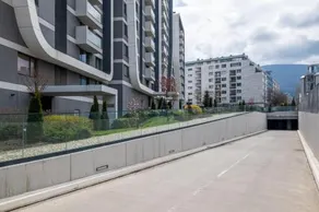Arcadia Luxury Apartment whit Private Park - Image 3