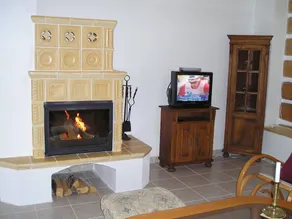 Peaceful Mountain Holiday Stay - Image 3