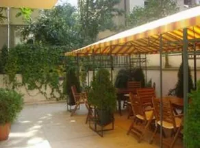 Kapri Hotel - Image 4
