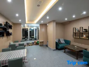 Qiyunshan Haoshetianxia Homestay - Image 2