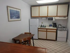 Village Tavern Inn - Image 4