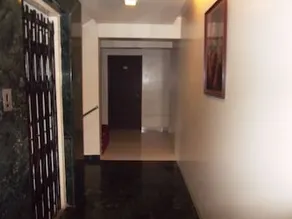 Hotel Coconut Grove by OYO Rooms - Image 5