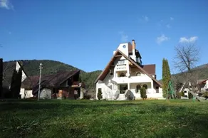 Castelul De Smarald - Image 5