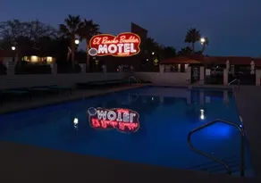 El Rancho Boulder Motel - Image 5