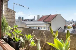 Boutique Paddington Apartment with CBD Views - Image 3