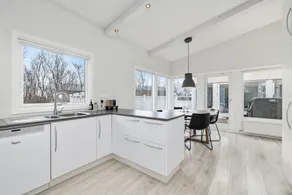 Quality and peaceful Villa - Image 2