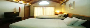 UTS Golf Village Jeju - Image 2