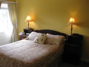 Glebe House - Image 4