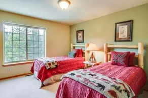 Hillside View Home - Image 4