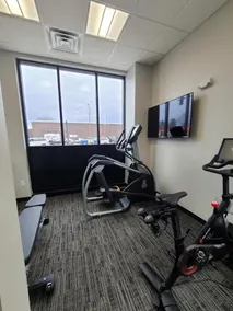 520 Neil Luxury 2 Bedroom - Image 2