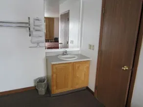 Cloud 9 Motel - Image 4
